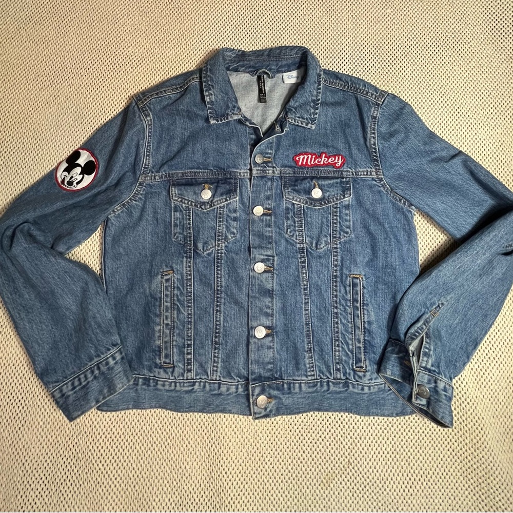Zara/Disney Denim patch jean jacket women size LARGE .